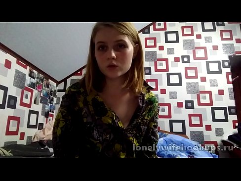 ❤️ Myfyriwr ifanc melyn o Rwsia yn hoffi dicks mwy. Fideo ffycin ar cy.taxiklass.ru